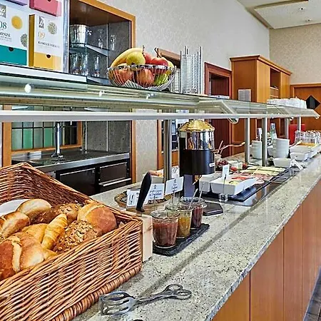 Dom Hotel 3*