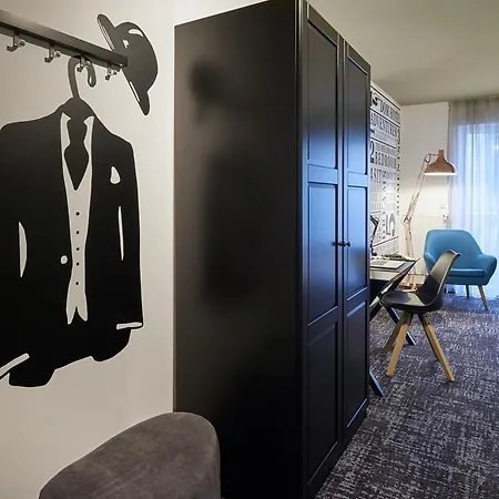 Dom Hotel 3*