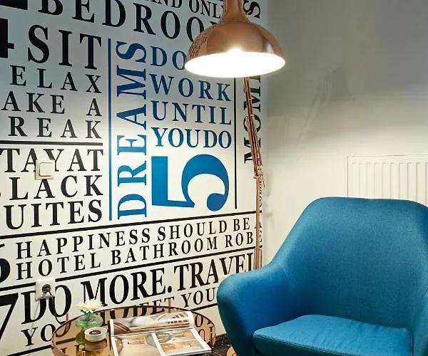 Dom Ξενοδοχείο