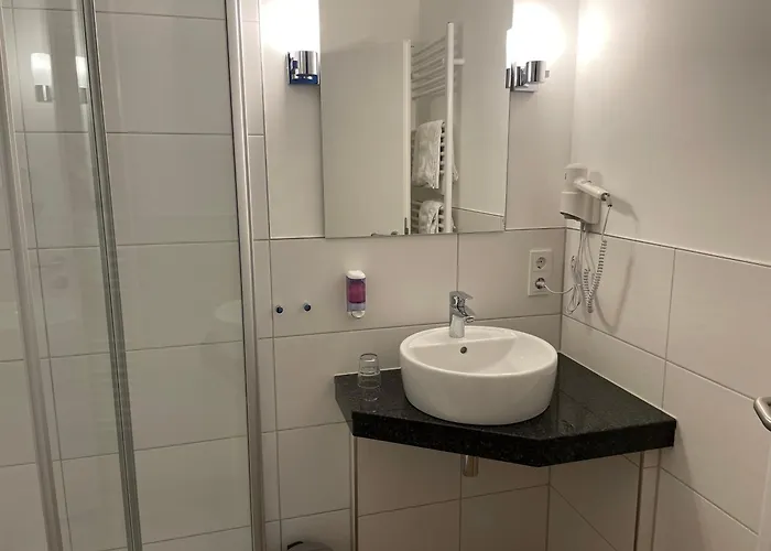 Dom Ξενοδοχείο