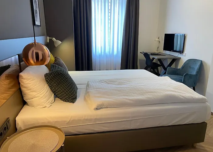 Dom Ξενοδοχείο 3*