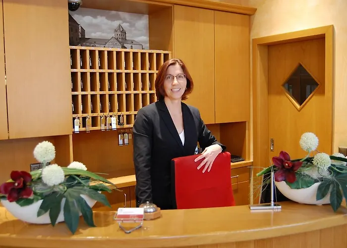 Ξενοδοχείο Dom 3*