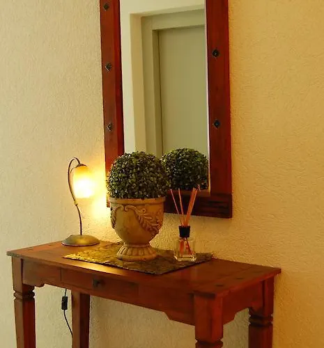 Ξενοδοχείο Dom 3*